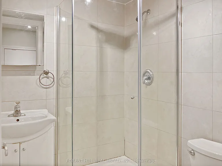 1491 Dundas St W #1B — Photo 6