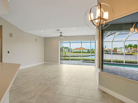 5th image of 948 Hunt Ct