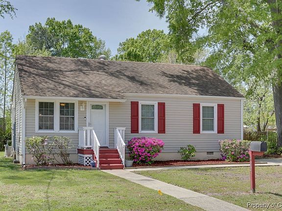 3rd image of 622 McLawhorne Dr