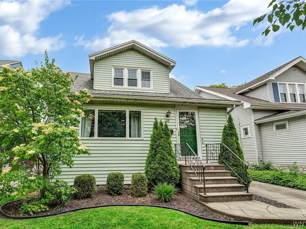 35 Wellington Rd, Buffalo, NY 14216