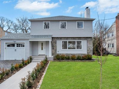 248 Steamboat Road, Great Neck, NY, 11024