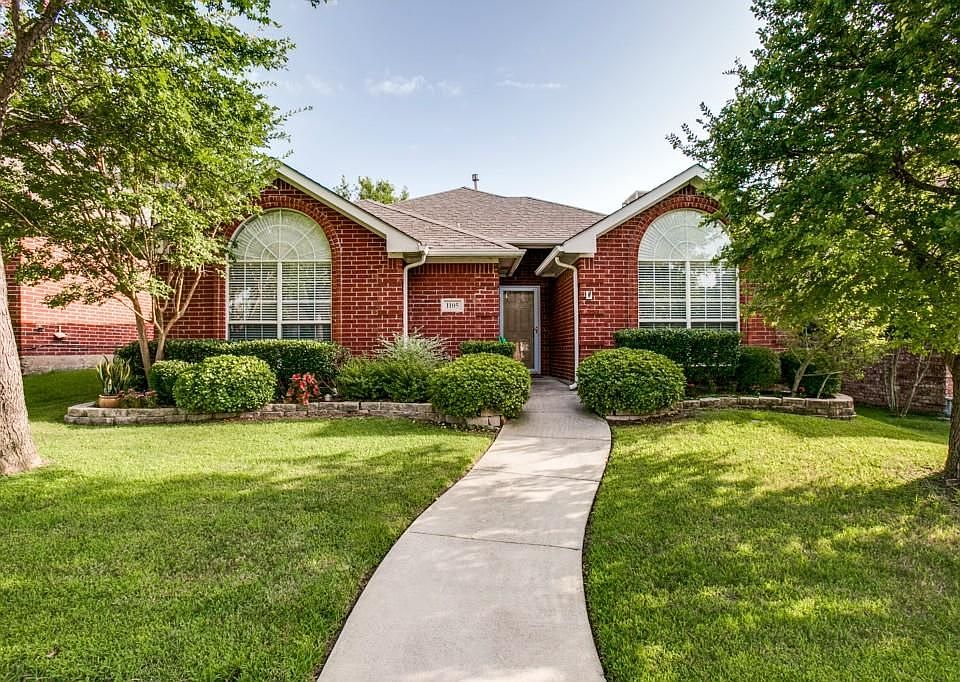1st image of 1105 Creekstone Dr