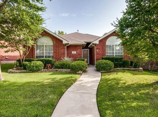 1105 Creekstone Dr, Carrollton, TX 75010