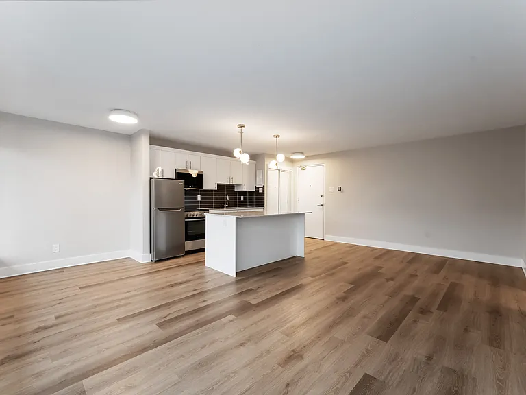 325 Besserer St — Photo 77