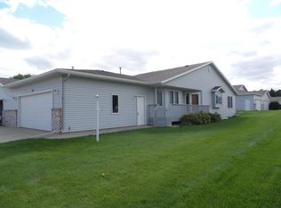 121 Aspen Ave, Bismarck, ND 58503