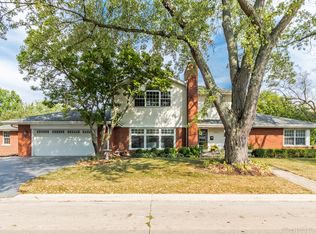 5244 Lawn Ave, Western Springs, IL