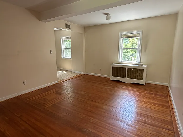23 New St #1 — Photo 3