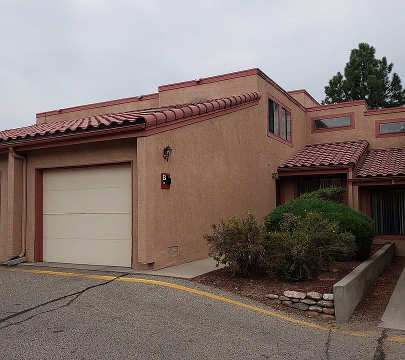1st image of 5200 Villa View Dr APT 13B