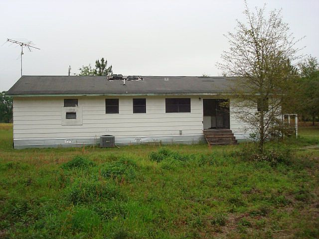 2nd image of 3007 Fennell Rd