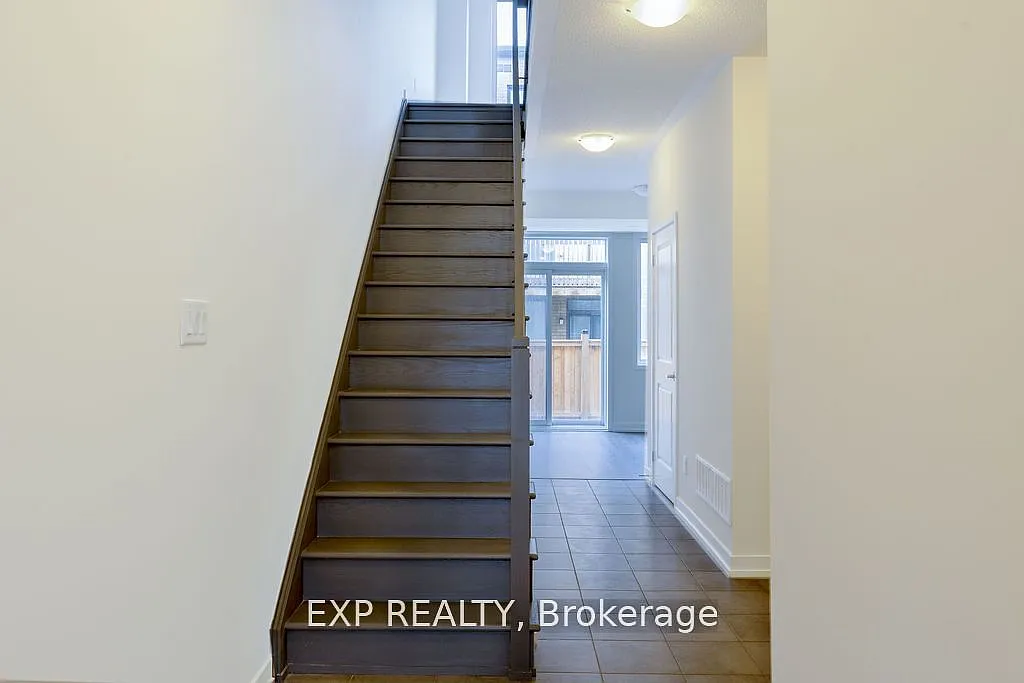 3 bed, $3,500 — Photo 4