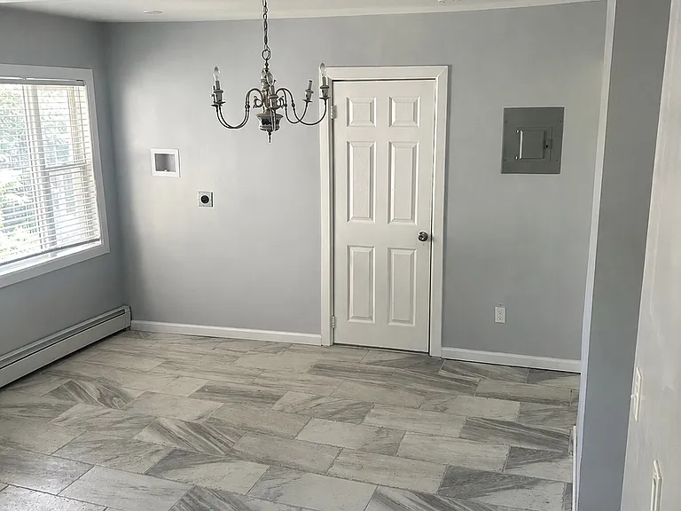 118 Warrenton Ave #2 — Photo 4