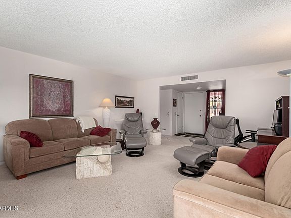 3rd image of 12535 W BRANDYWINE Drive