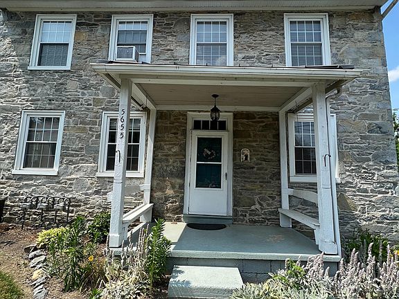 2nd image of 5655 Lincoln Hwy APT C-1