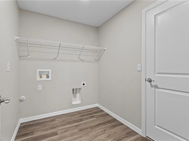 120 Britt Rd — Photo 26