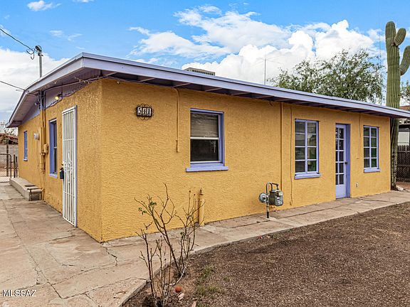 3rd image of 541 W Pelaar Dr