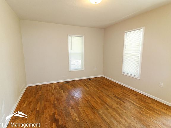 3rd image of 1001 Osage St APT 1