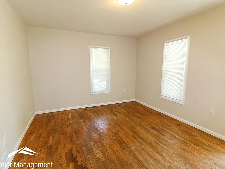 1001 Osage — Photo 3