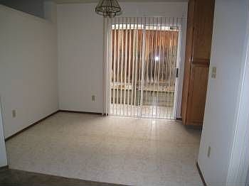 2nd image of 1774 Millsgate Ln