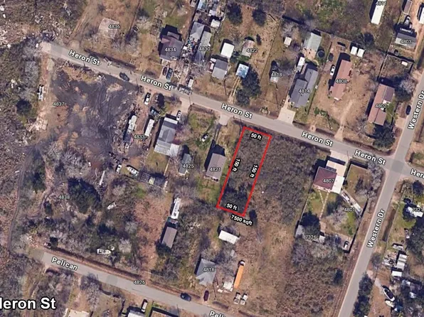 4817 Heron St, Hitchcock, TX 77563