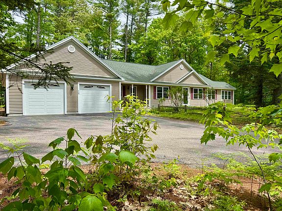 2nd image of 24 West Side Woods Road