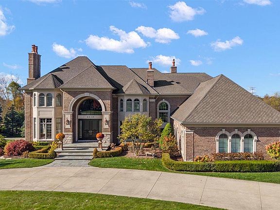 2nd image of 4650 Gatehouse Ct
