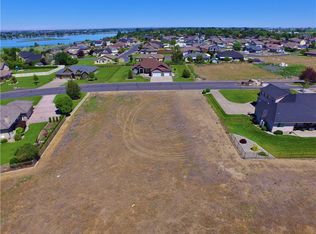 9063 Dune Lake Rd SE, Moses Lake, WA 98837