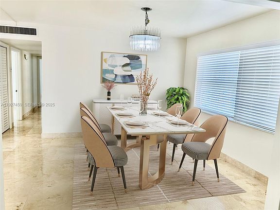 5th image of 121 Golden Isles Dr APT 607