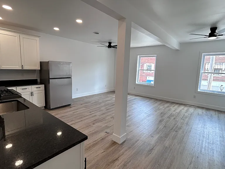 1231 Merchant St #2 — Photo 1