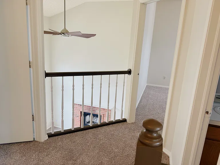 8061 Scarborough Dr — Photo 25