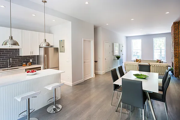 Rented by Compass | media 3