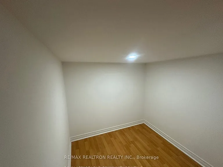 20 Maple Forest Dr #BASEMENT — Photo 13