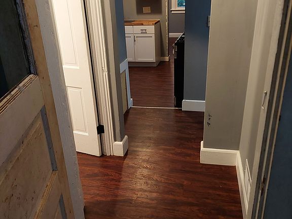 5th image of 2819 W Carmen Ave