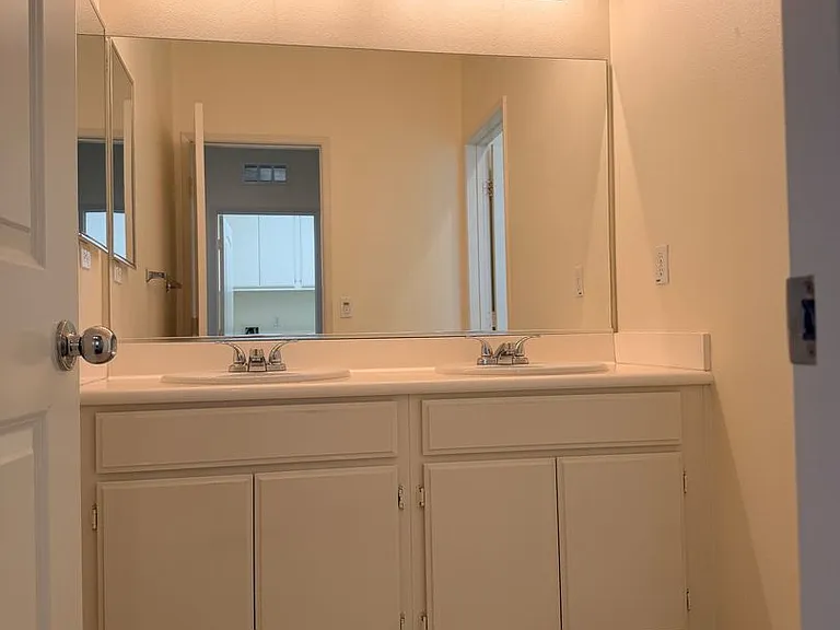 1520 Santa Carolina Rd #6 — Photo 7