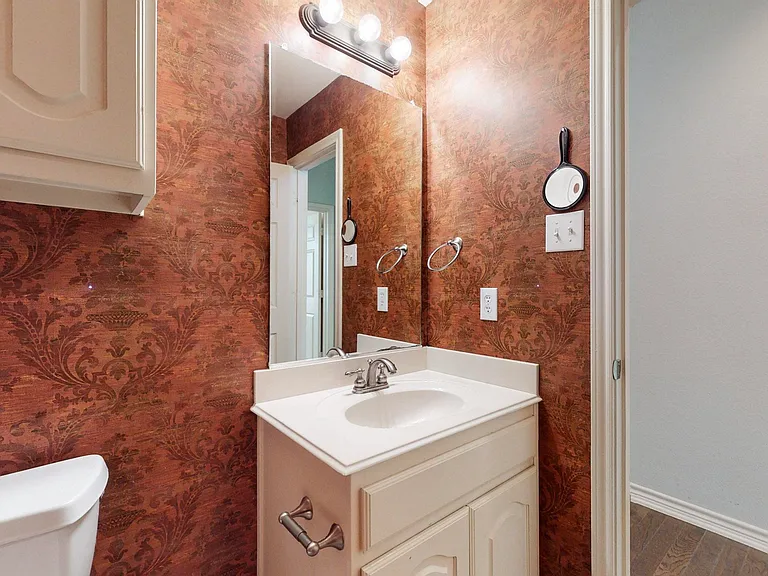 6925 Cattle Dr — Photo 30