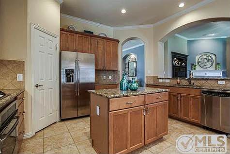 3rd image of 12236 Limestone Dr