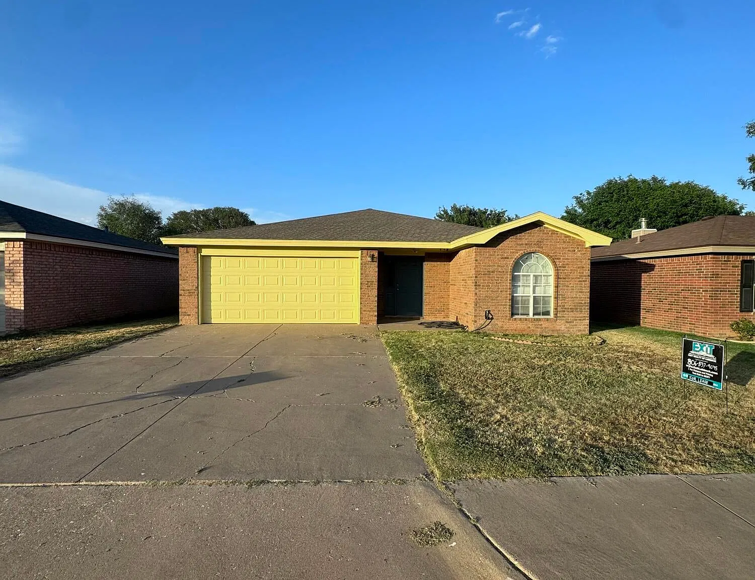 3 bed, 4.0 bath, 1387 sqft, $1,650 — Photo 2