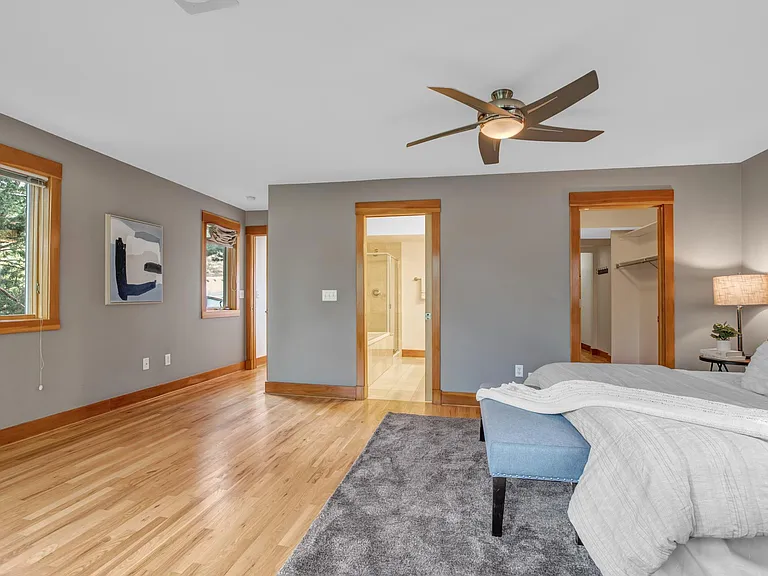 1217 Linden Ave — Photo 9