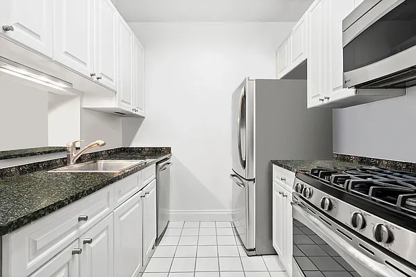 Rented by Compass | media 15