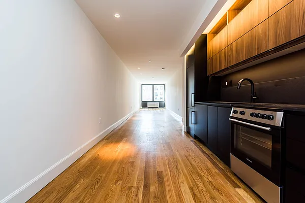 Rented by Nooklyn NYC LLC | media 64