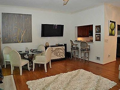 2nd image of 698 Coquina Ln