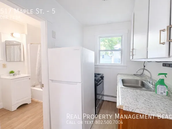 517 Maple St #5, White River Junction, VT 05001