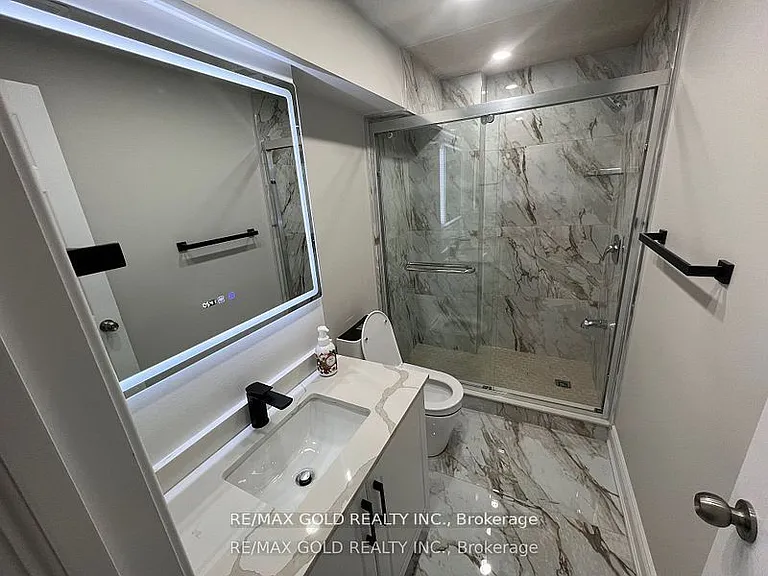38 Carmel Cres #BASEMENT — Photo 8
