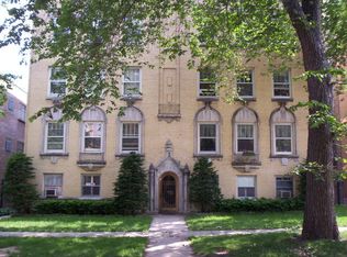 814 Dobson St #1, Evanston, IL 60202