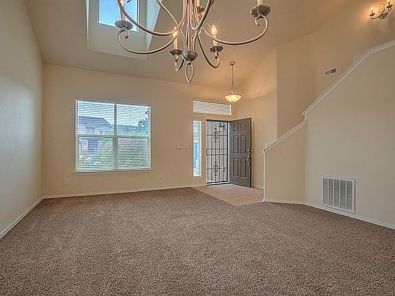 5th image of 10520 Savoy Dr NW