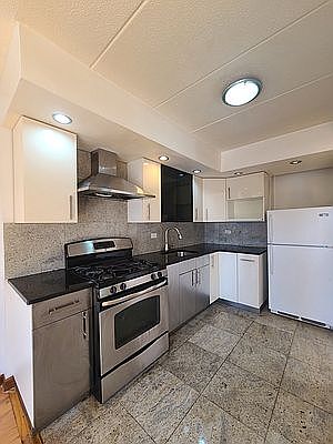 5th image of 36-25 Union St Unit 6C