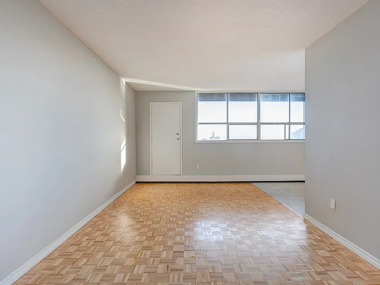 222 Nonquon Rd — Photo 7