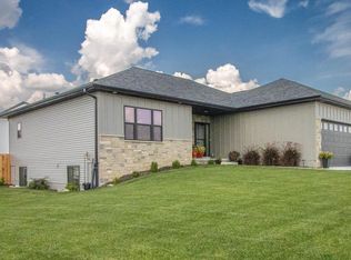 7800 Augustine Ave, Lincoln, NE 68516