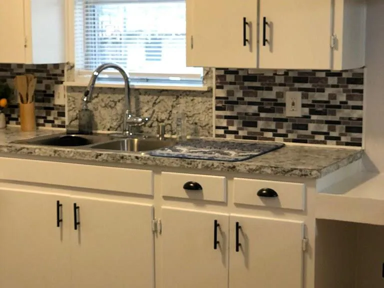 234 Emerald Ln #4 — Photo 7