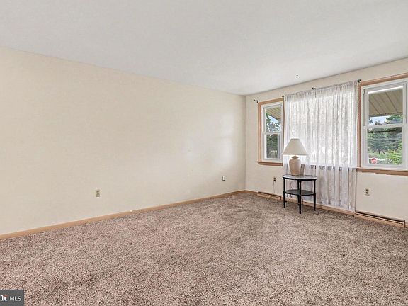 4th image of 1200 Gross Dr