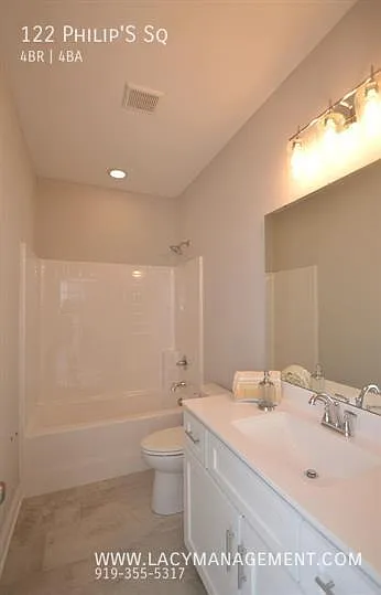 122 Philips Sq — Photo 15